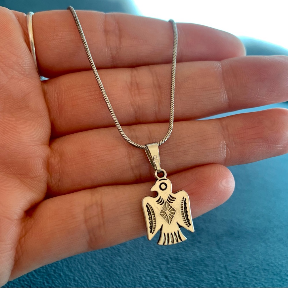 • NEW! Dainty Thunderbird Choker • - Picture 8 of 12